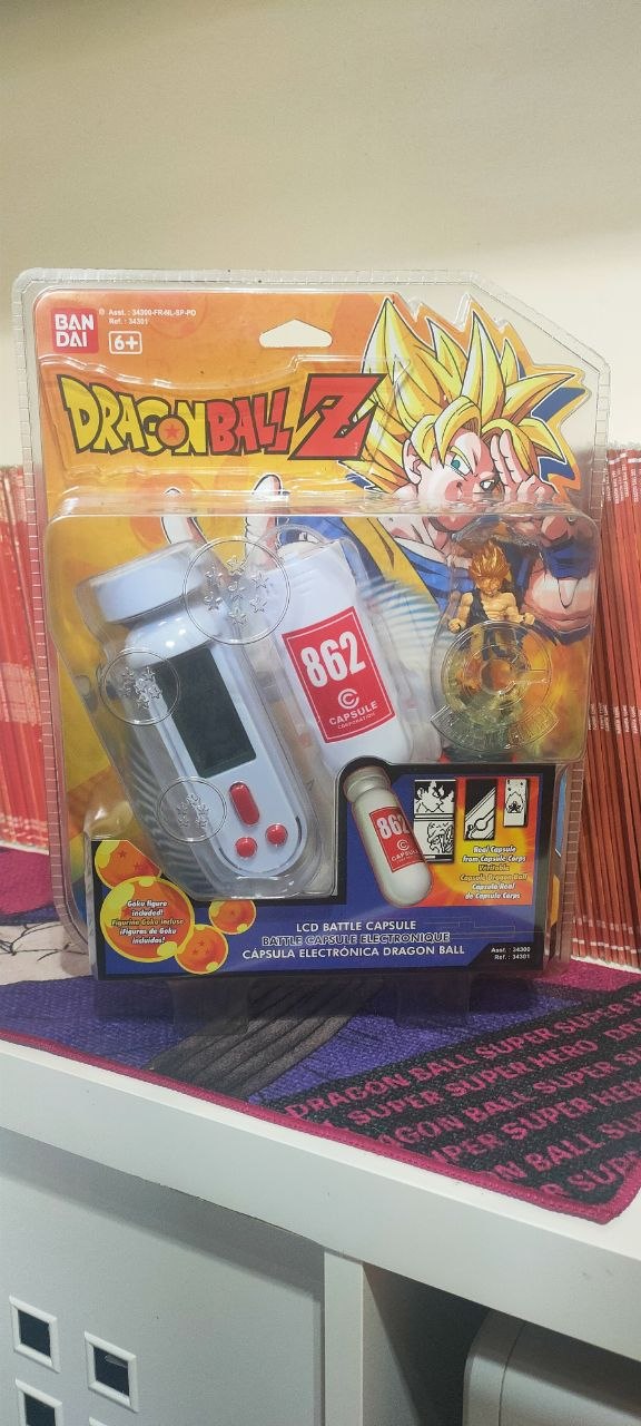 Dragon Ball Z LCD Battle Capsule — Bandai 2010